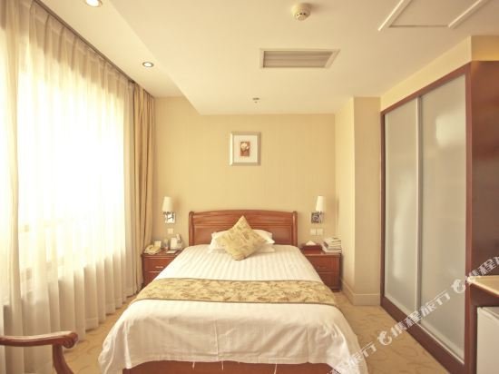 Фото Dalian Great Wall Hotel