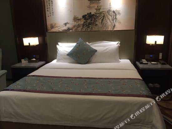 Фото Ramada by Wyndham Wuhan North