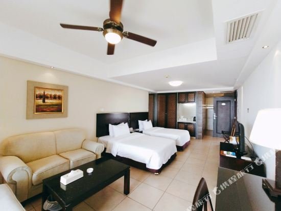 Фото Hainan Golden Sunshine Hotspring Resort Hotel