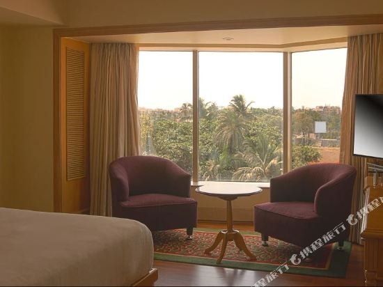 Фото Ramada Plaza by Wyndham Palm Grove