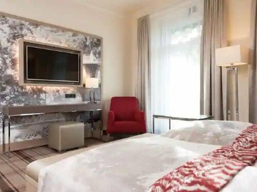 Гостиница Radisson Blu Badischer Hof Hotel, Baden-Baden в Германии