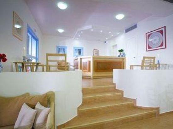 Фото Perigiali Hotel