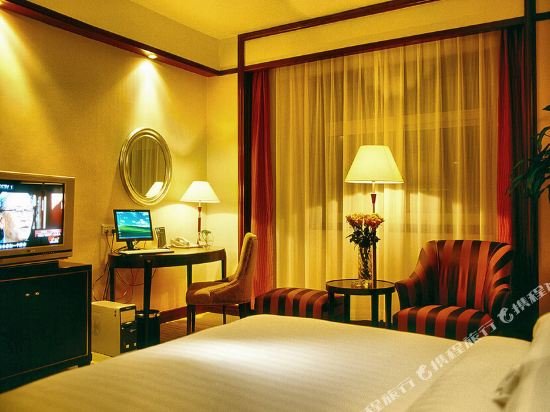 Фото Royal International Hotel