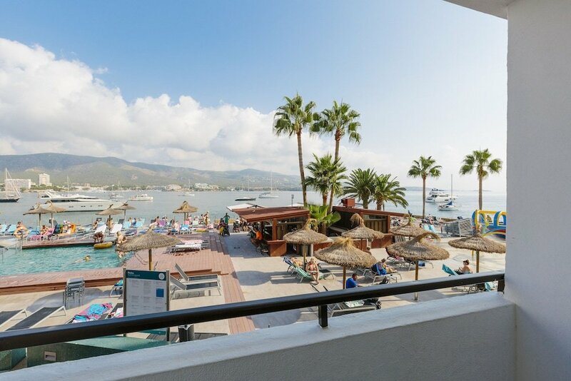 Гостиница Alua Hawaii Mallorca & Suites