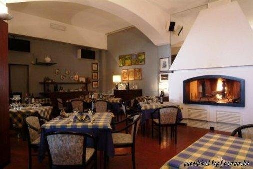 Фото Hotel Touring Falconara Marittima