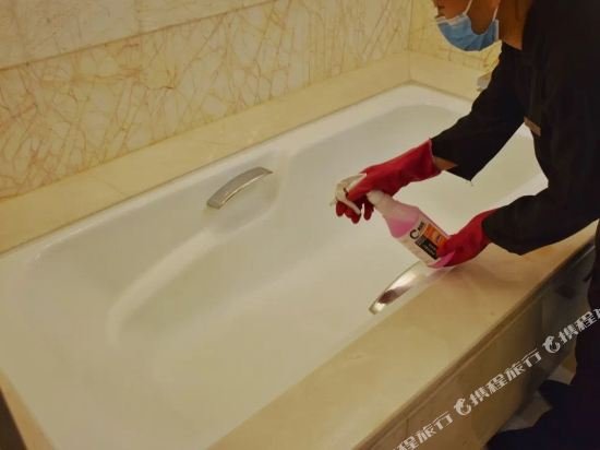 Фото Renaissance Tianjin Lakeview Hotel