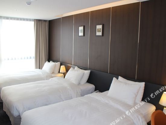 Фото Hotel Golden Daisy Seogwipo Ocean