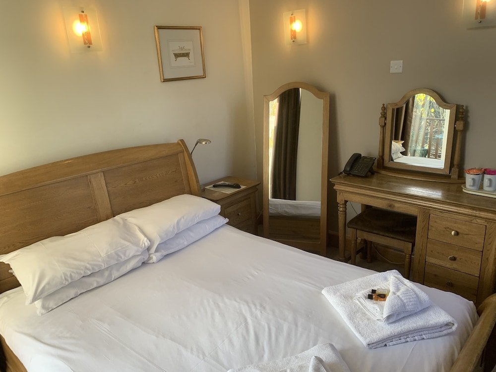 Фото Old Mill Hotel Bath
