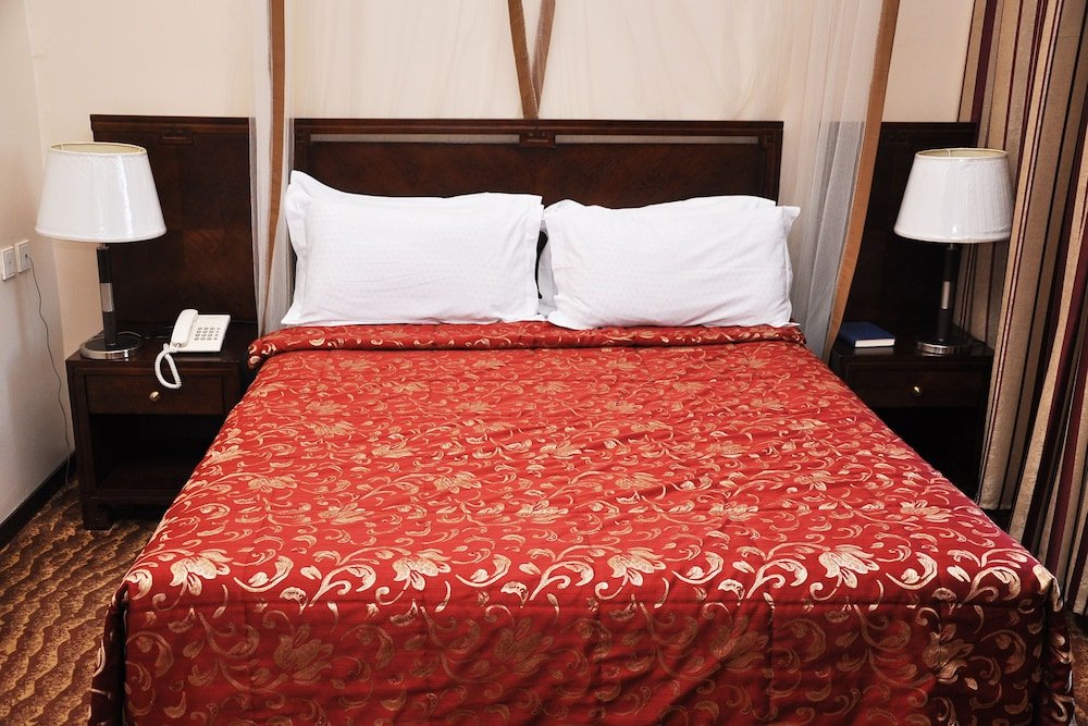 Фото Garr Hotel