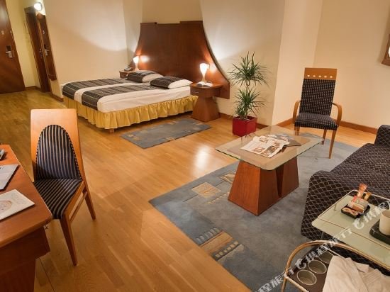 Фото Grandhotel Zvon