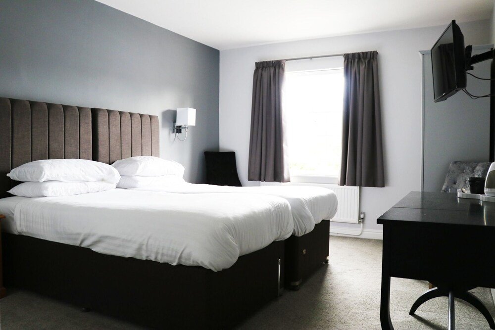 Фото The Lion Hotel