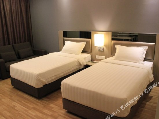 Фото Livingston Hotel