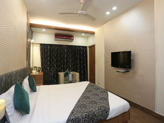 Фото Hotel Rushabh Home