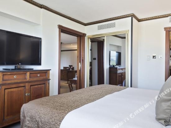 Фото The Level at Meliá White House