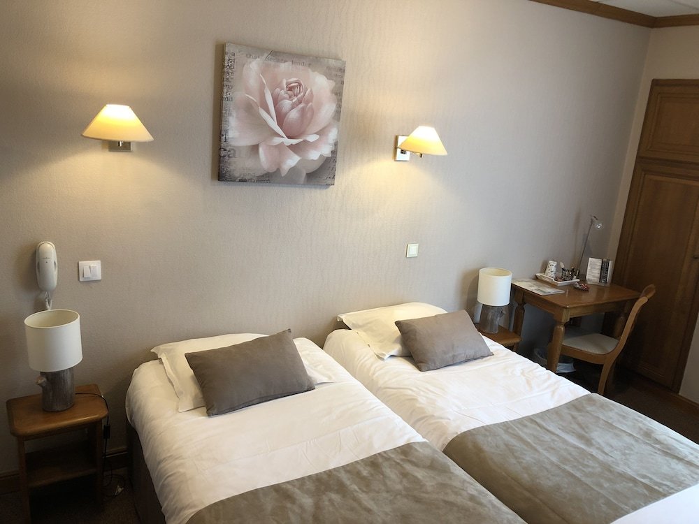 Фото Hôtel Porte Mars Reims Gare Centre