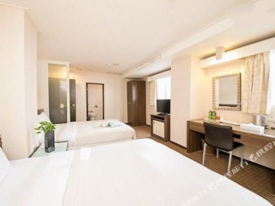 Фото Tainan First Hotel - Hostel