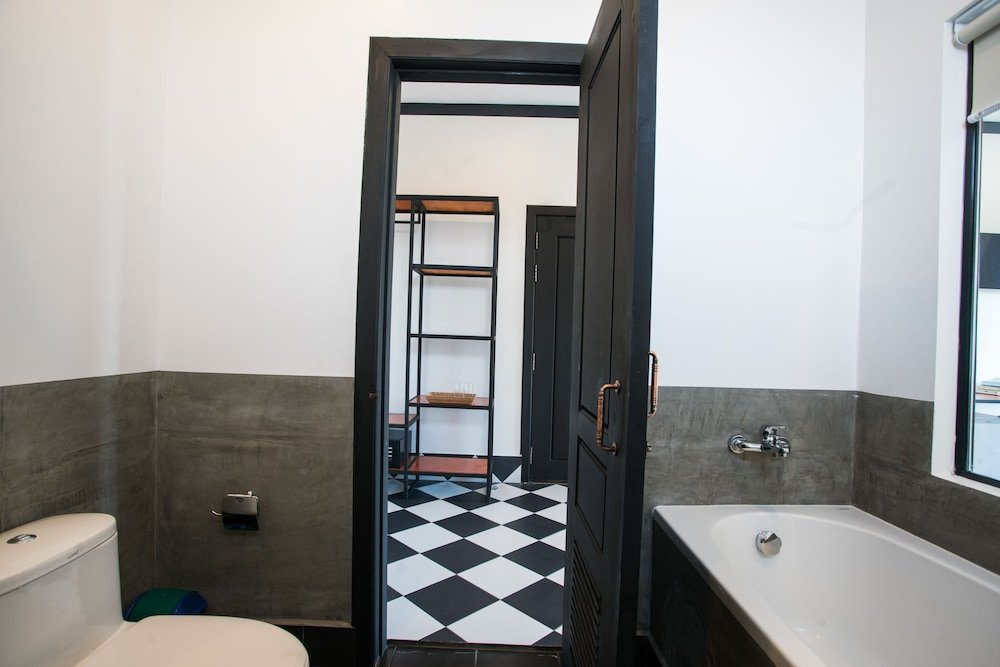 Фото Noni Tree Hostel