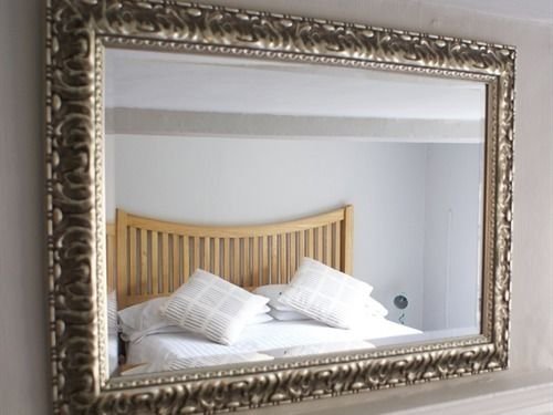 Фото Tower House