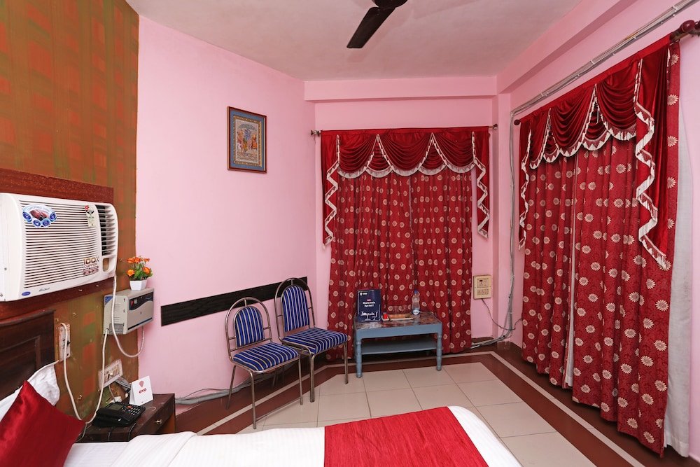 Фото Capital O 6077 Hotel Ashraya