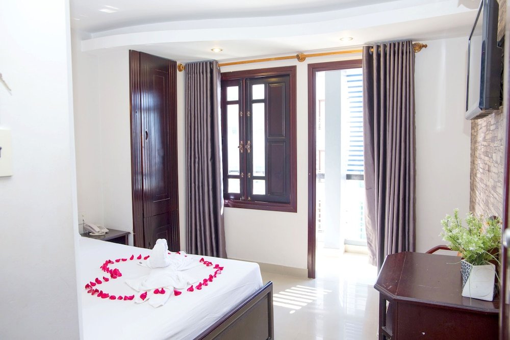 Фото Long Beach Hotel