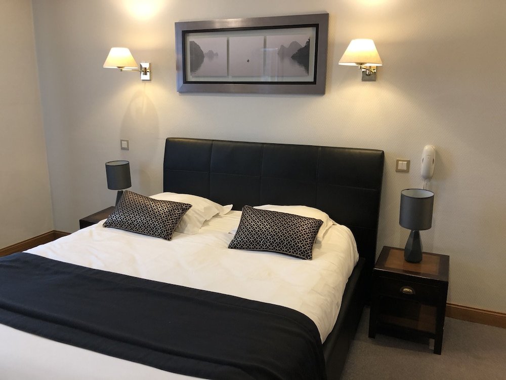 Фото Hôtel Porte Mars Reims Gare Centre