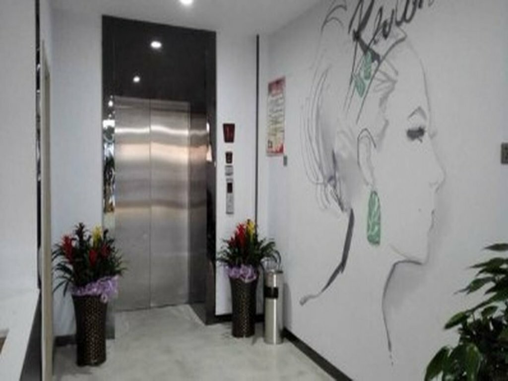 Hotel 7 Days Inn Premium Zhangjiajie Train Station Plaza Branch, Hunan, photo