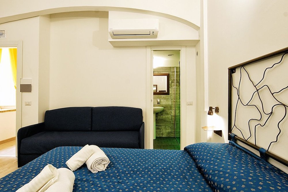 Фото Vatican Holiday Junior