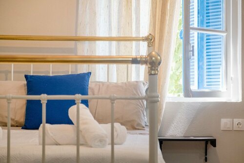 Гостиница Grandma's Chic Home in Chania Venetian Harbor в Ханье