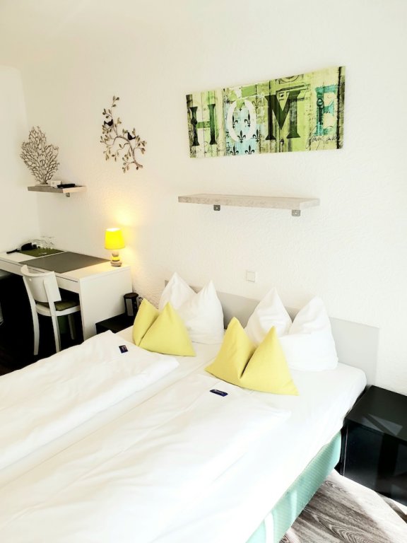 Фото Hotel Deutschherrenhof