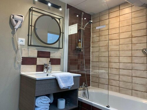 Гостиница Hotel Iena в Анжере