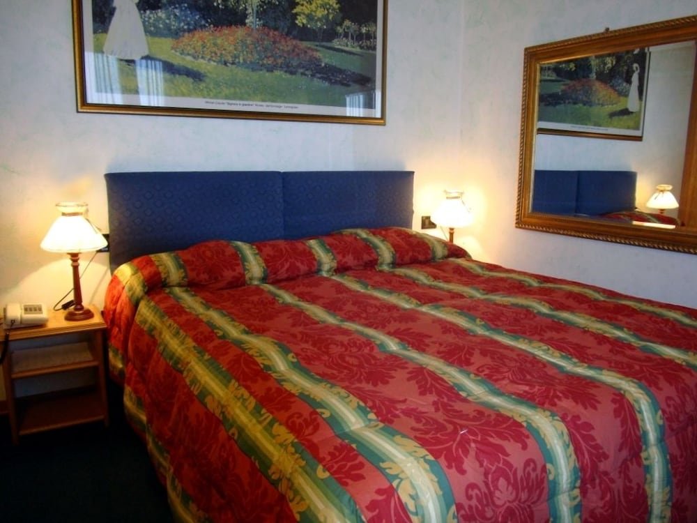 Фото Hotel Leopoldo