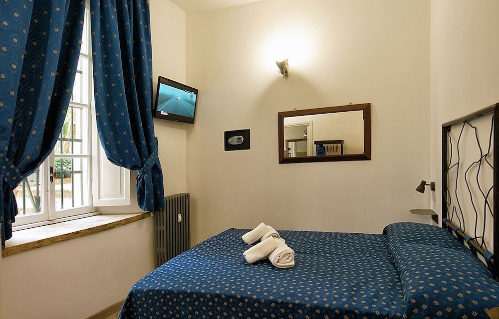 Фото Vatican Holiday Junior