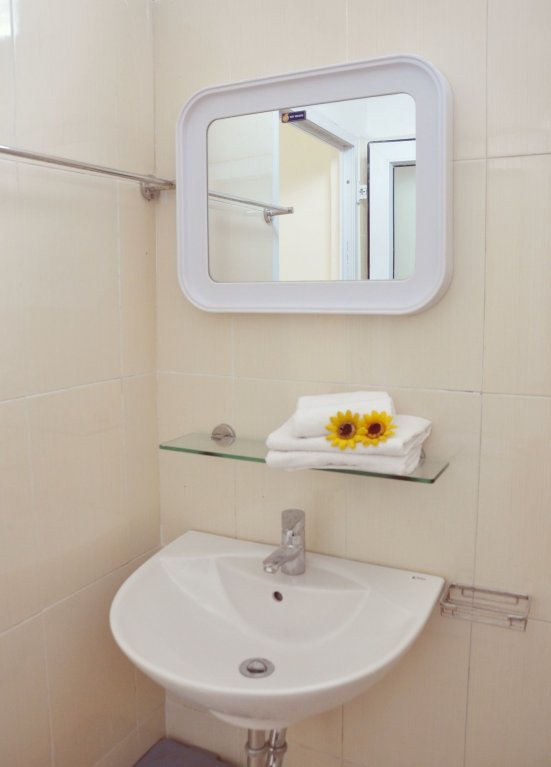 Фото Oyo 248 Olive Hotel