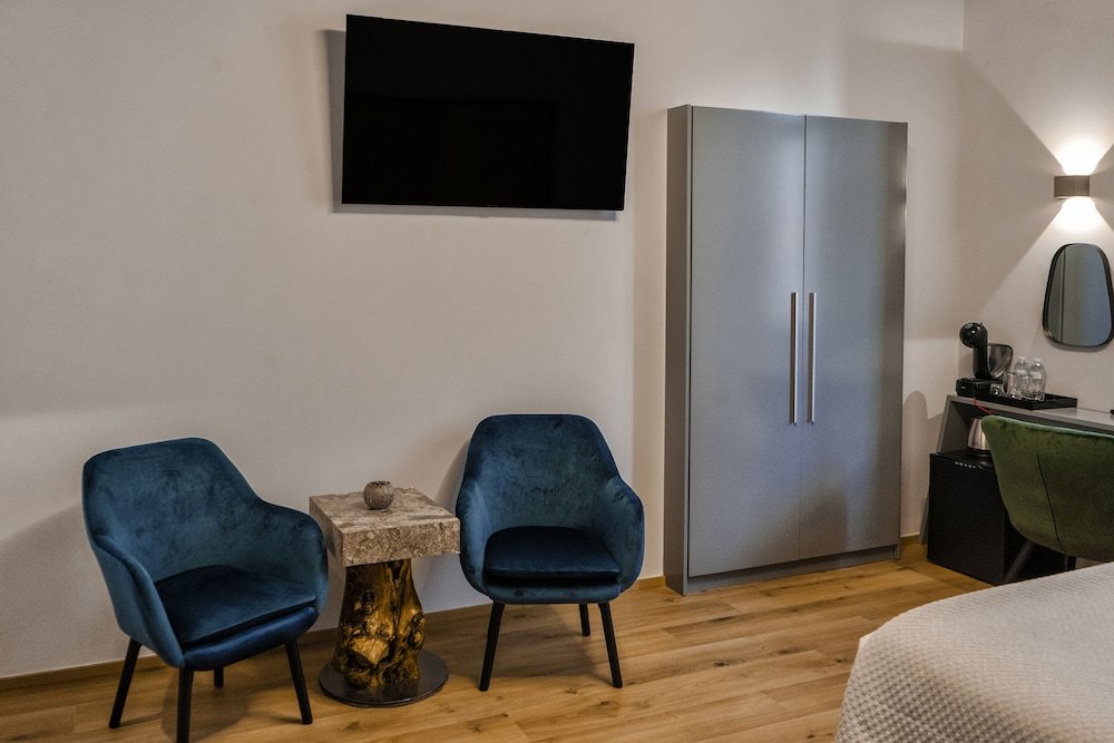 Фото Impero Nafplio Hotel & Suites