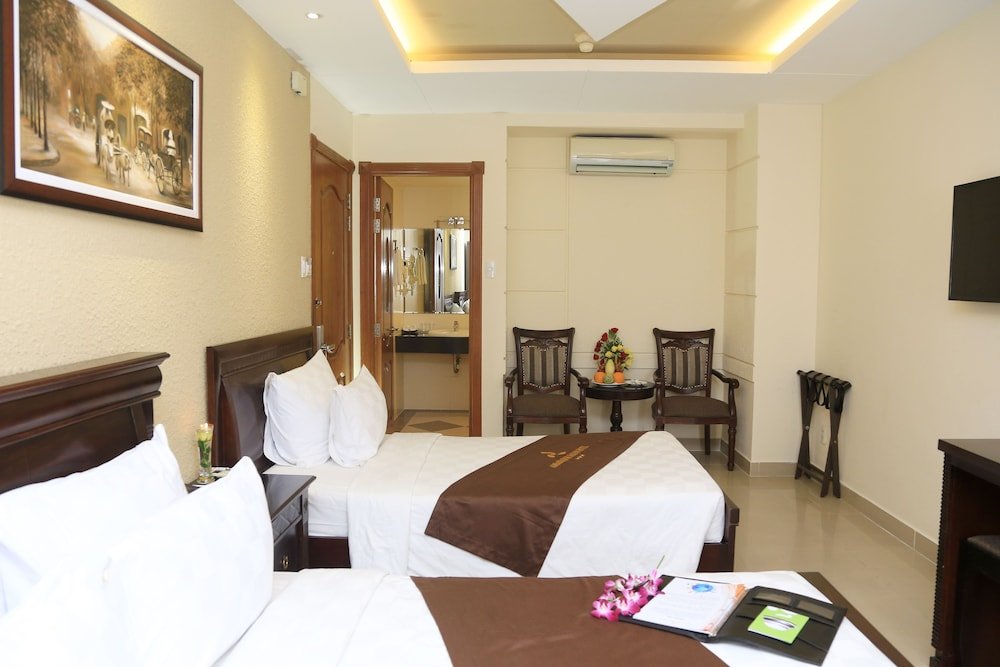 Фото Ambassador Hotel Saigon