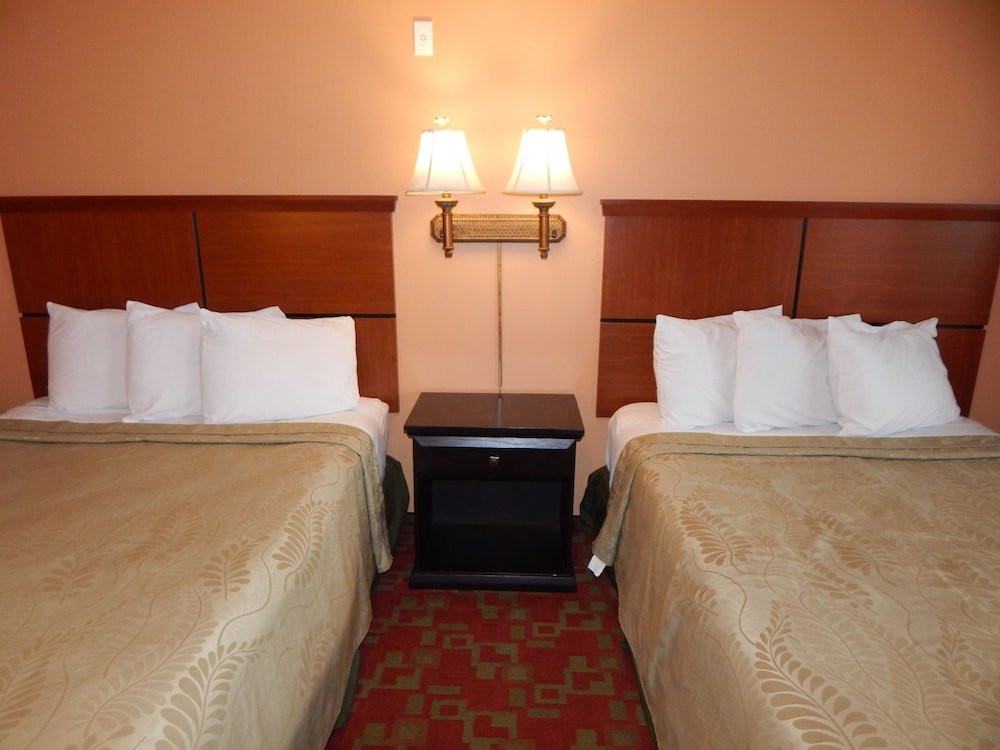 Фото Rancho California Inn