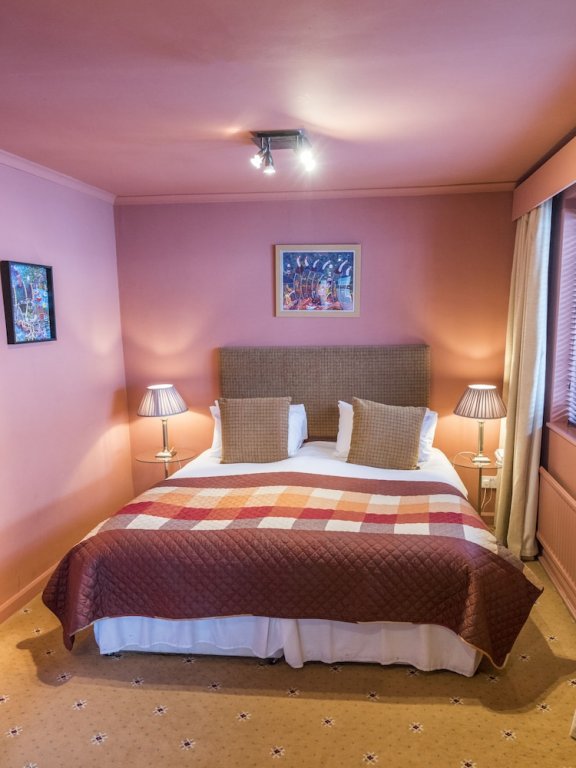 Фото The Castle Hotel