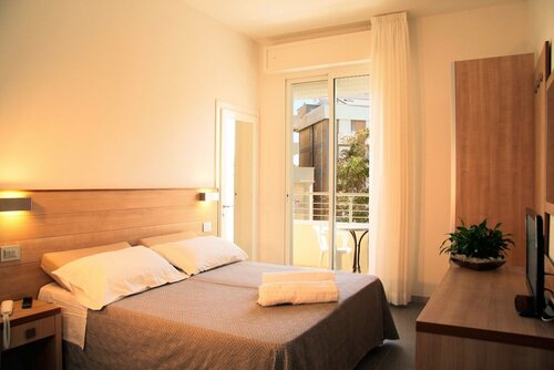 Гостиница Hotel Bellevue в Каттолике