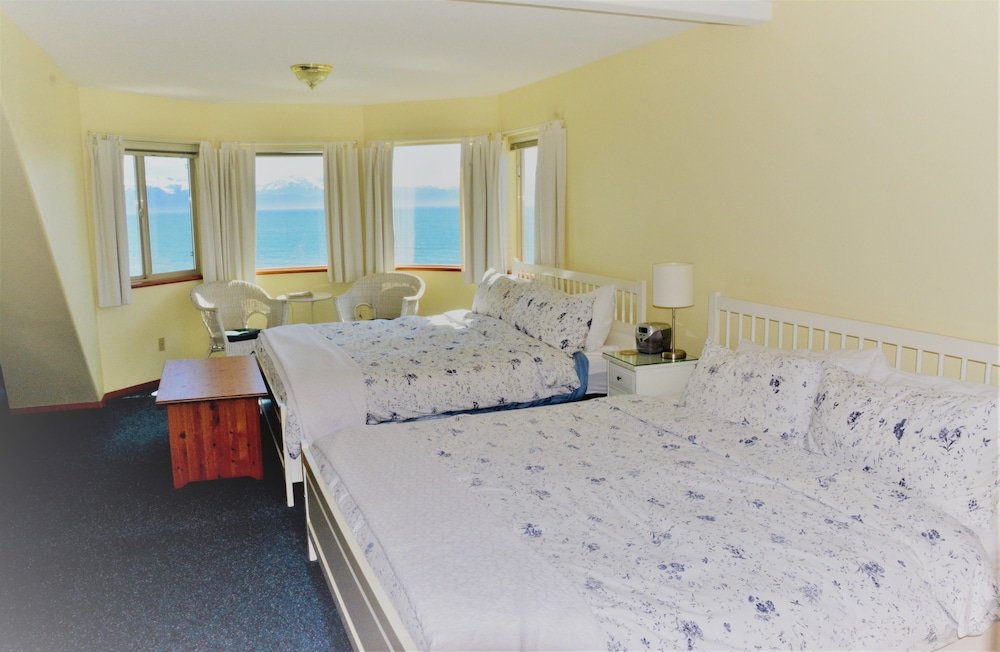 Фото Driftwood Inn and Seaside Lodges