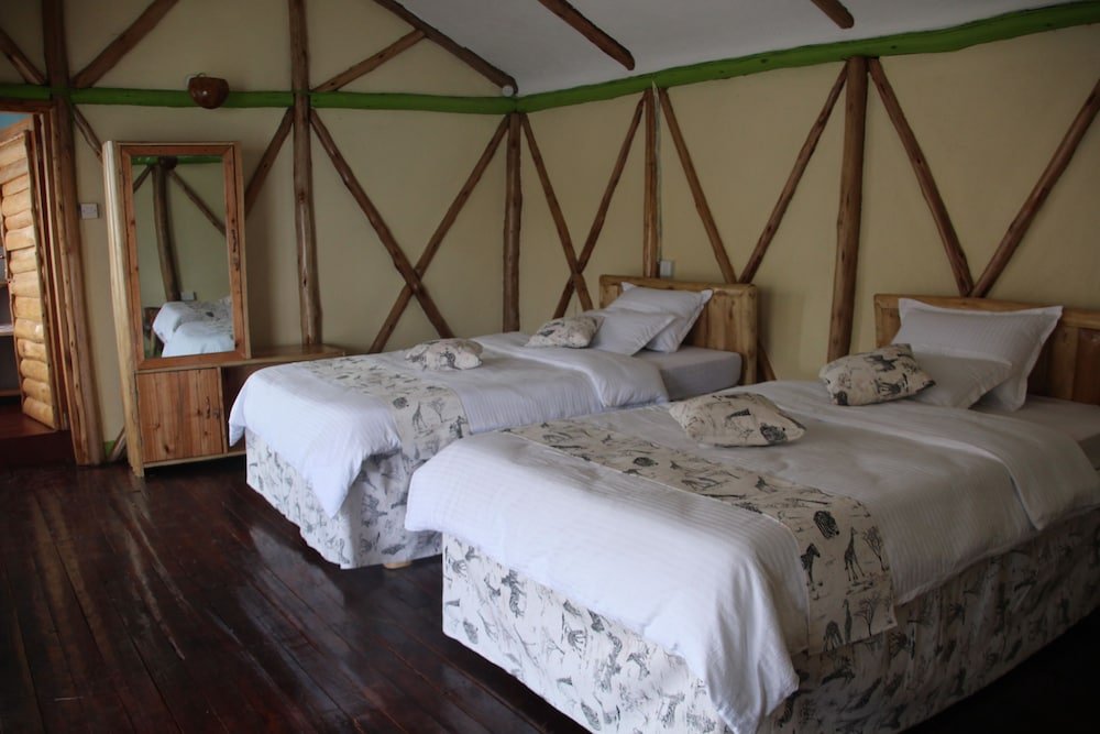 Фото Lake Bunyonyi Rock Resort