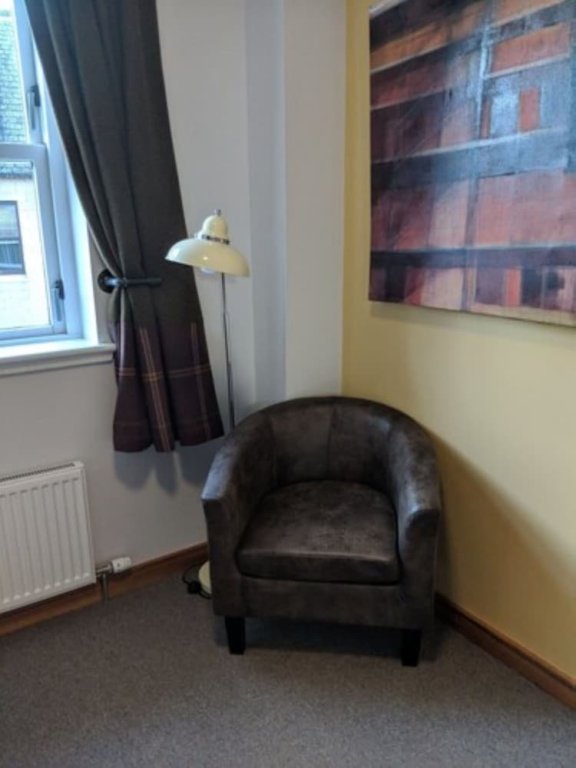 Фото Black Isle Bar and Rooms