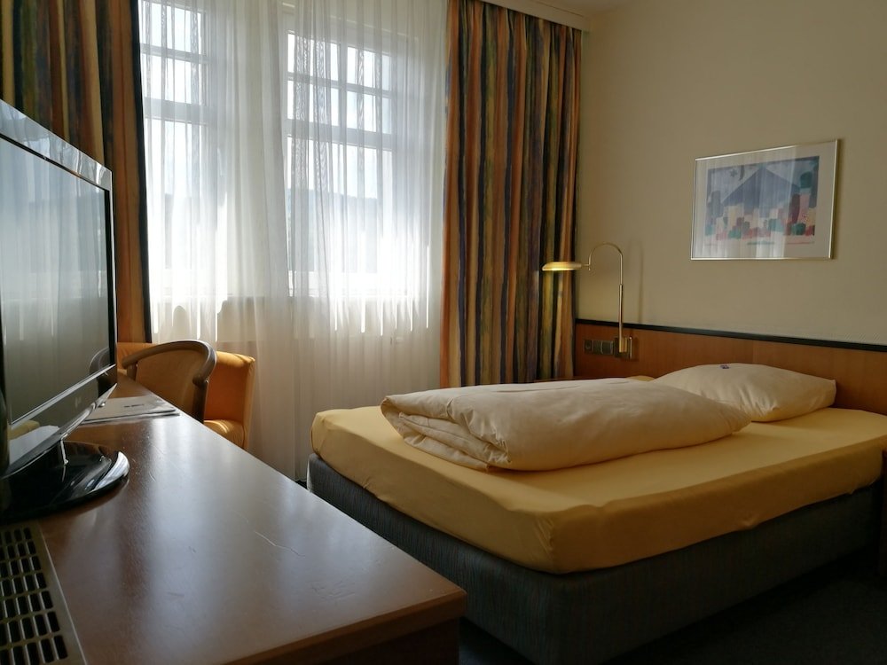 Фото Hotel Neustädter Hof