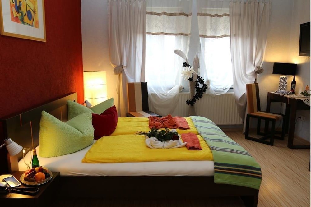 Фото Hotel Gasthaus Ellenberger