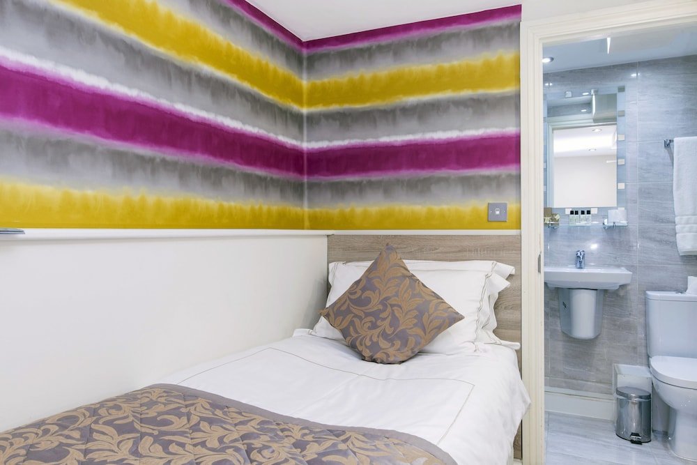 Фото Отель Shepherds Bush London