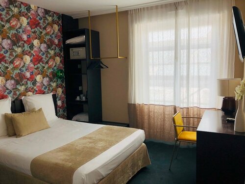 Гостиница Ama Hôtel в Байонне