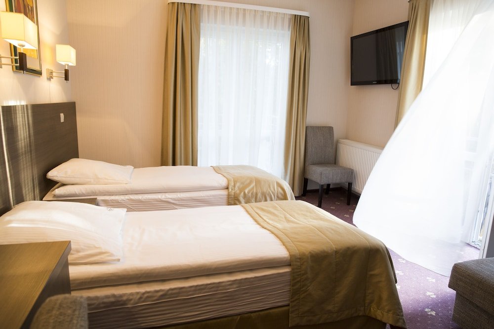 Фото Hotel Jantar