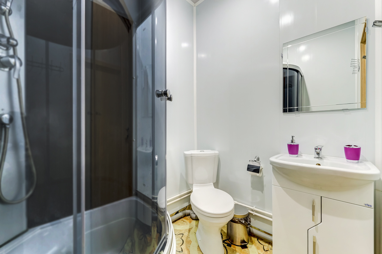 Фото Демократ на Невском 95