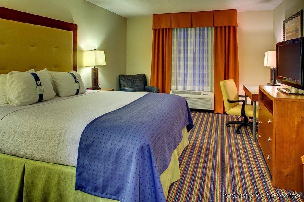 Фото DoubleTree by Hilton Richmond Airport