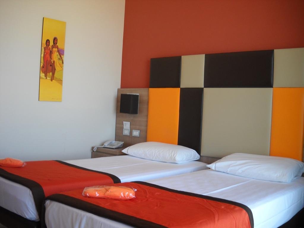 Фото Hotel Tiber Fiumicino