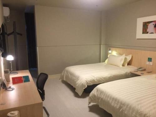 Фото Jinjiang Inn Cangzhou West Jiefang Road